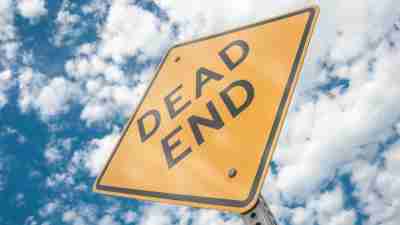 Dead End sign representing ADHD medication problems